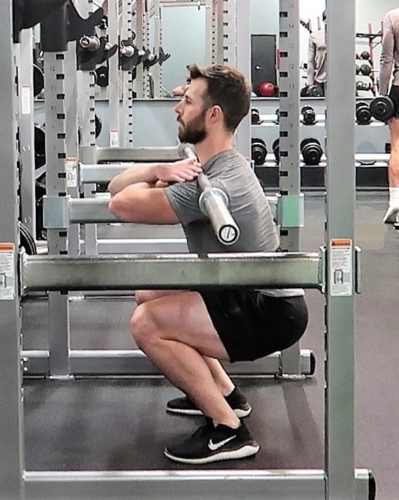 Cross Arm Front Squat Grip