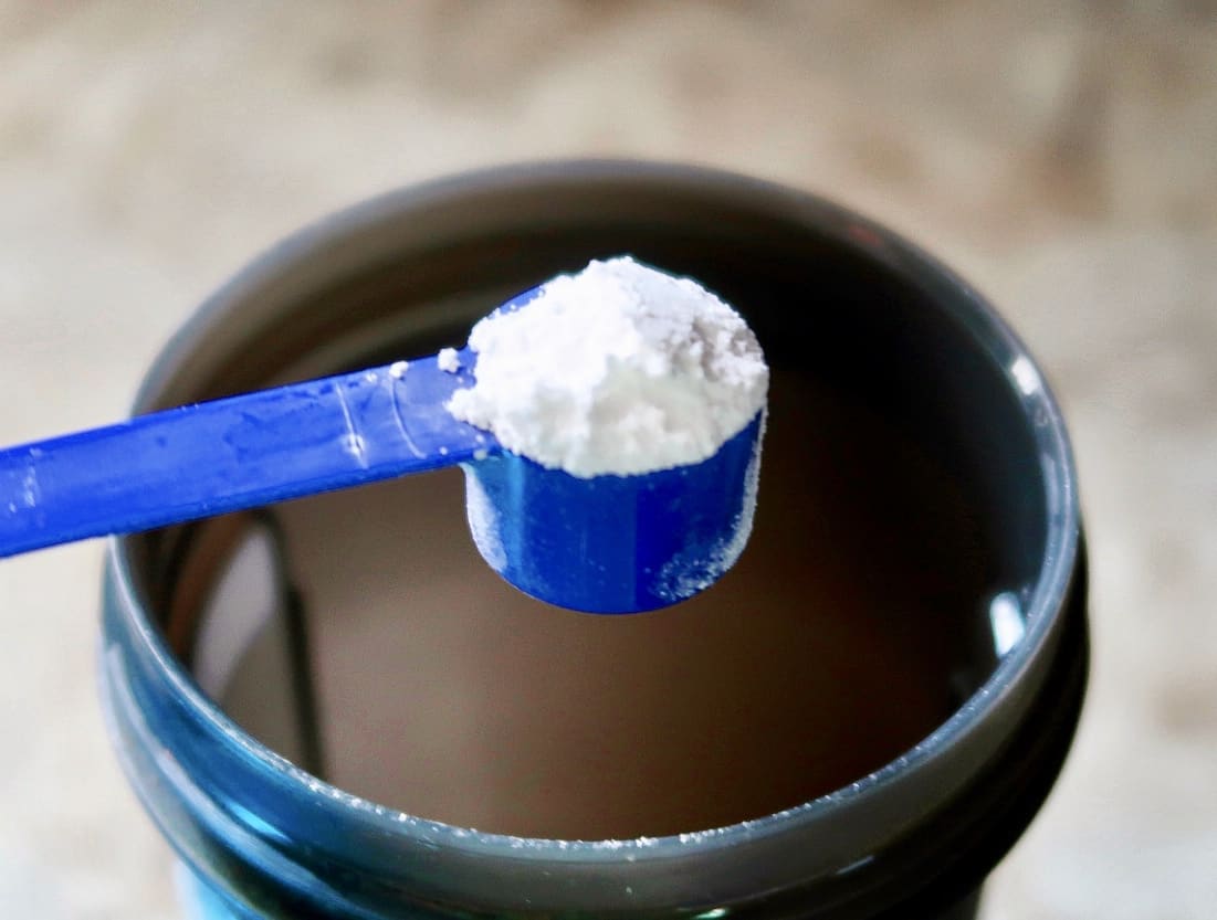 How to Take Creatine With Shaker Cup